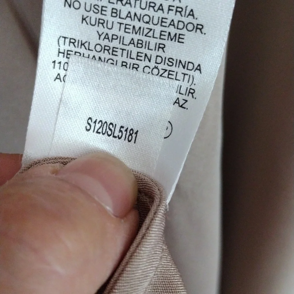Tibi **NWT** silk 4 ply bias cut skirt in latte color. Size 12. - Picture 14 of 15